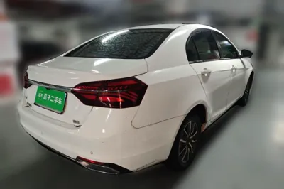 Geely Auto Emgrand 2019, 62600 км, за 33935.46 CNY