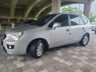 Kia Carens · 2012 год