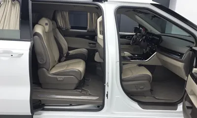 Kia Canival 2022, 118603 км, за 31300000 KRW - фото 26