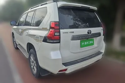 Toyota Prado 2018, 162900 км, за 236929.62 CNY
