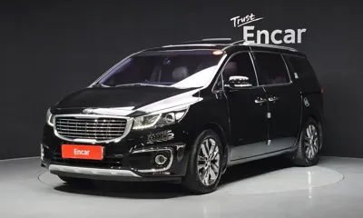 Kia Canival · 2018 год