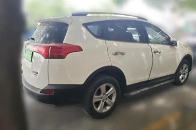 Toyota RAV4 2013, 55900 км, за 55539.41 CNY - фото 6