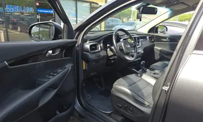 Kia Sorento 2015, 125440 км, за 11500000 KRW - фото 10