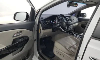 Kia Canival 2019, 155419 км, за 11800000 KRW - фото 10