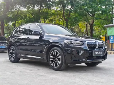 BMW iX3 2023, 120000 км, за 128800 CNY