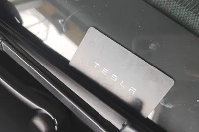 Tesla Model 3 2021, 142100 км, за 122730.54 CNY - фото 23
