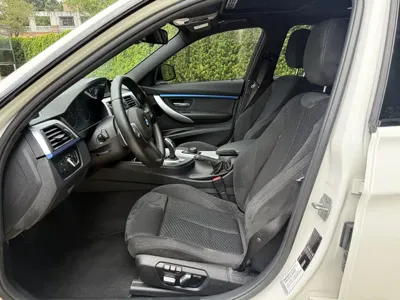 BMW 3 Series 2018, 97000 км, за 82800 CNY - фото 4