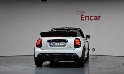 MINI Cooper Convertible 2024, 10540 км, за 39900000 KRW
