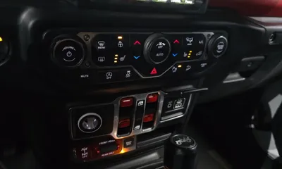Jeep Wrangler 2018, 162263 км, за 29900000 KRW - фото 18