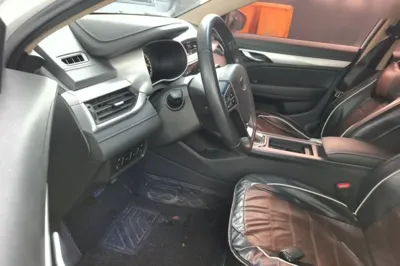 Geely Auto Emgrand 2018, 30400 км, за 35596.28 CNY - фото 13