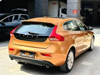 Volvo V40 2013, 120000 км, за 21800 CNY - фото 8