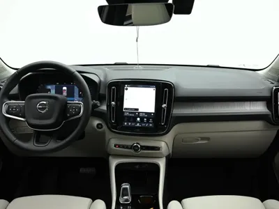 Volvo XC40 2026, 353 км, за 43500000 KRW - фото 7