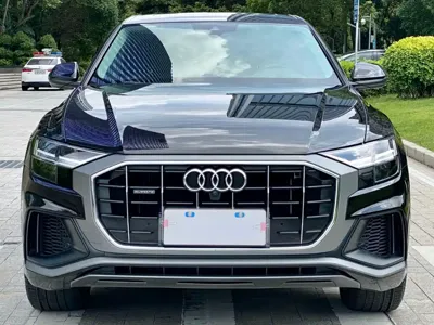 Audi Q8 2021, 70000 км, за 355000 CNY