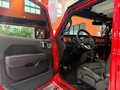Jeep Wrangler 2022, 22000 км, за 298000 CNY - фото 10