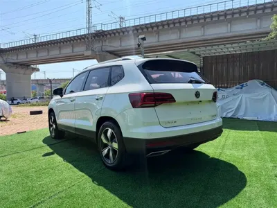 Volkswagen Tharu 2022, 13000 км, за 133800 CNY