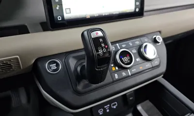 Land Rover Defender 2020, 99357 км, за 50500000 KRW - фото 9