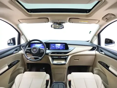 Buick GL8 Hybrid 2025, 9900 км, за 241900 CNY - фото 11