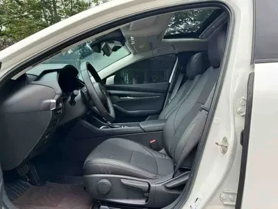Mazda 3 Axela 2025, 8000 км, за 88000 CNY - фото 4