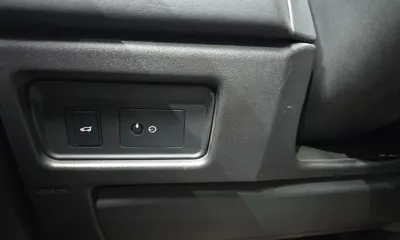 Land Rover Discovery Sport 2017, 173965 км, за 9000000 KRW - фото 16