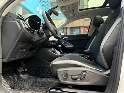 Audi Q3 2023, 13000 км, за 135000 CNY - фото 9