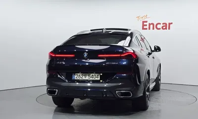 BMW X6 2022, 83563 км, за 65000000 KRW