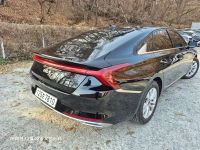 Kia K8 2023, 63000 км, за 99990000 KRW