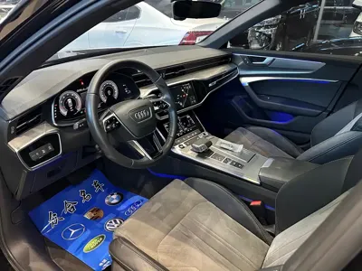 Audi A6L 2021, 39000 км, за 223800 CNY - фото 14