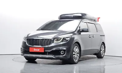 Kia Canival · 2018 год