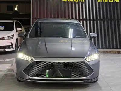 BYD Qin Plus 2021, 70000 км, за 34300 CNY