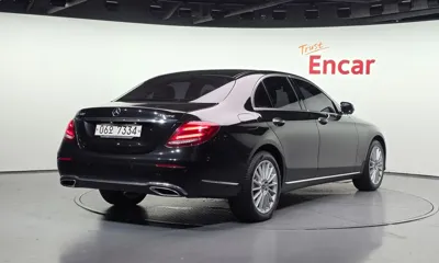 Mercedes-Benz E-Class 2018, 122496 км, за 20400000 KRW - фото 2