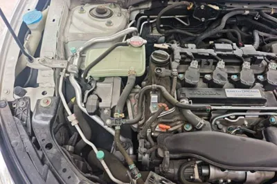 Honda Civic 2016, 55300 км, за 45532.8 CNY - фото 23