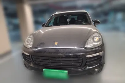 Porsche Cayenne 2016, 118500 км, за 184986.34 CNY