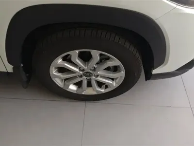 Toyota Frontlander 2024, 5800 км, за 86000 CNY - фото 6
