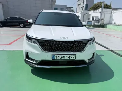 Kia Canival · 2023 год