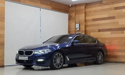 BMW 5-Series · 2020 год