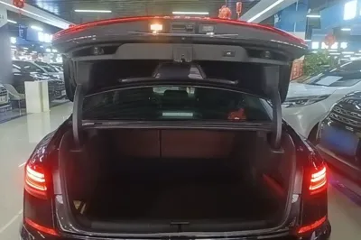 Volkswagen Passat 2023, 45800 км, за 118645.2 CNY - фото 22