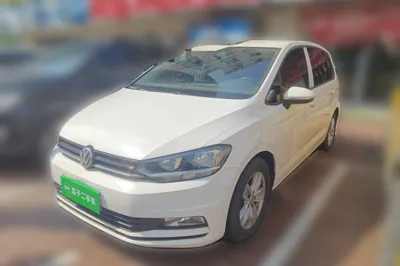 Volkswagen Touran · 2016 год