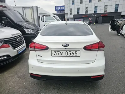 Kia K3 2016, 57703 км, за 8200000 KRW