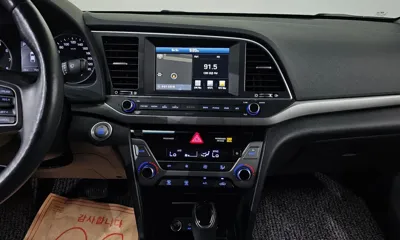 Hyundai Avante 2016, 78103 км, за 11000000 KRW - фото 13