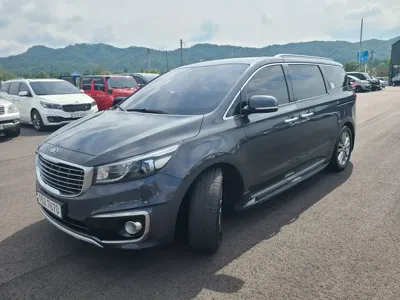 Kia Canival · 2016 год