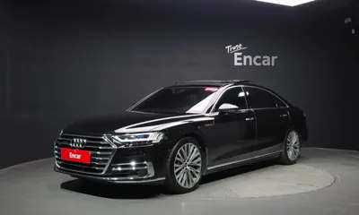 Audi A8 · 2021 год