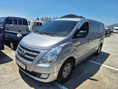 Hyundai Starex 2016, 107301 км, за 10600000 KRW - фото 2