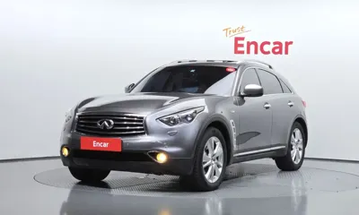 Infiniti FX · 2012 год