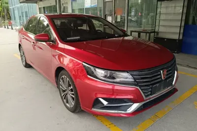 Roewe i6 2020, 60800 км, за 37986.97 CNY