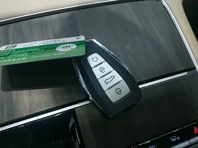 Geely Xingyue L 2024, 49500 км, за 98100 CNY - фото 9