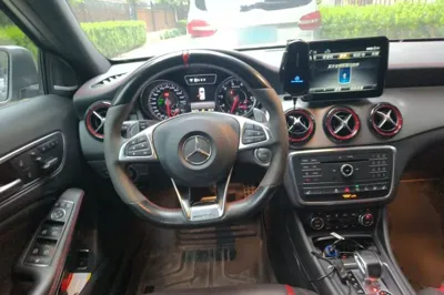 Mercedes-Benz GLA AMG 2017, 73900 км, за 97741.2 CNY - фото 10