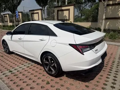 Hyundai Elantra 2022, 34000 км, за 91800 CNY - фото 6