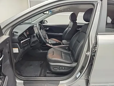 Kia Niro 2022, 12285 км, за 26300000 KRW - фото 11