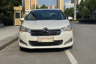 Citroen C4L 2015, 27700 км, за 38821.33 CNY