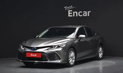 Toyota Camry · 2024 год